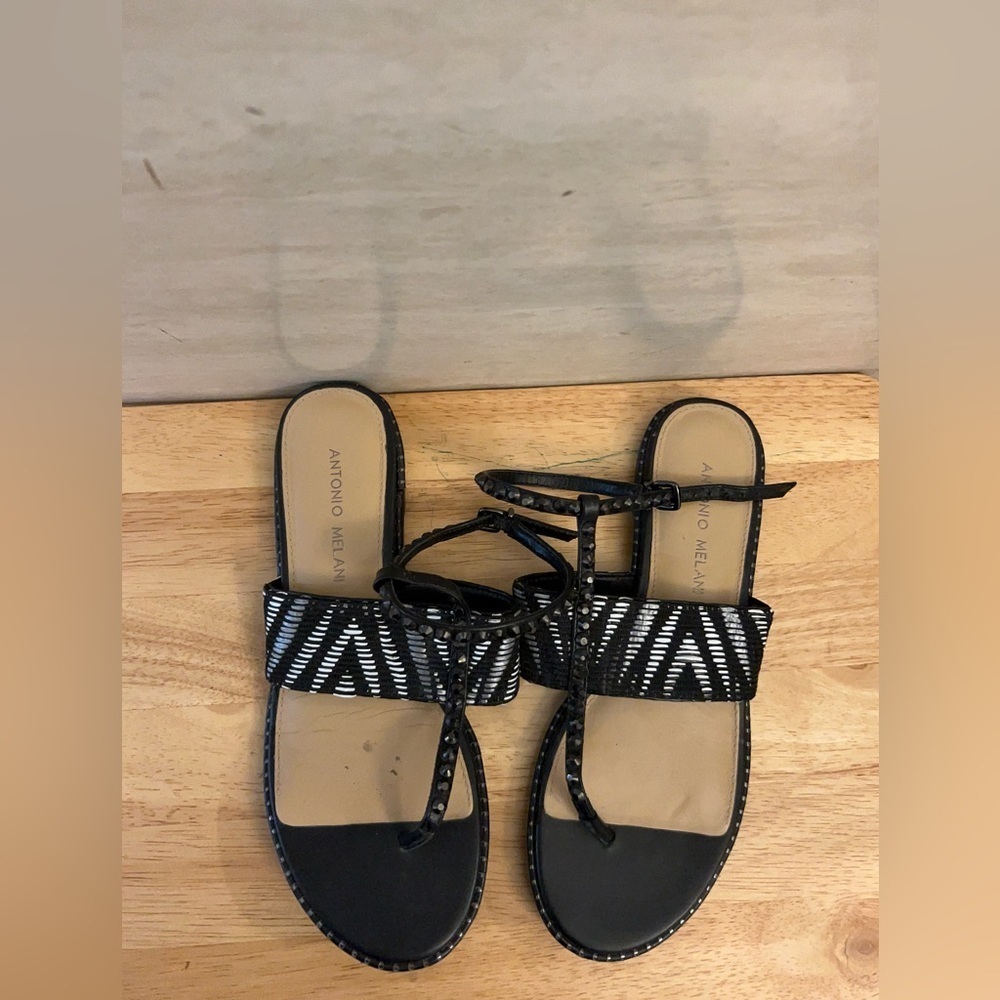 Antonio Melani Black and White Chevron Patterned Sandals
